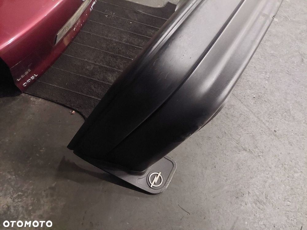 KOMPLETNY TYŁ KLAPA BAGAŻNIKA ZDERZAK TYŁ LAMPY OPEL ASTRA F SEDAN Z549 - 6