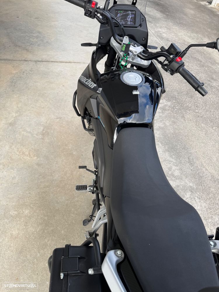 Macbor Montana XR1 125 - 10