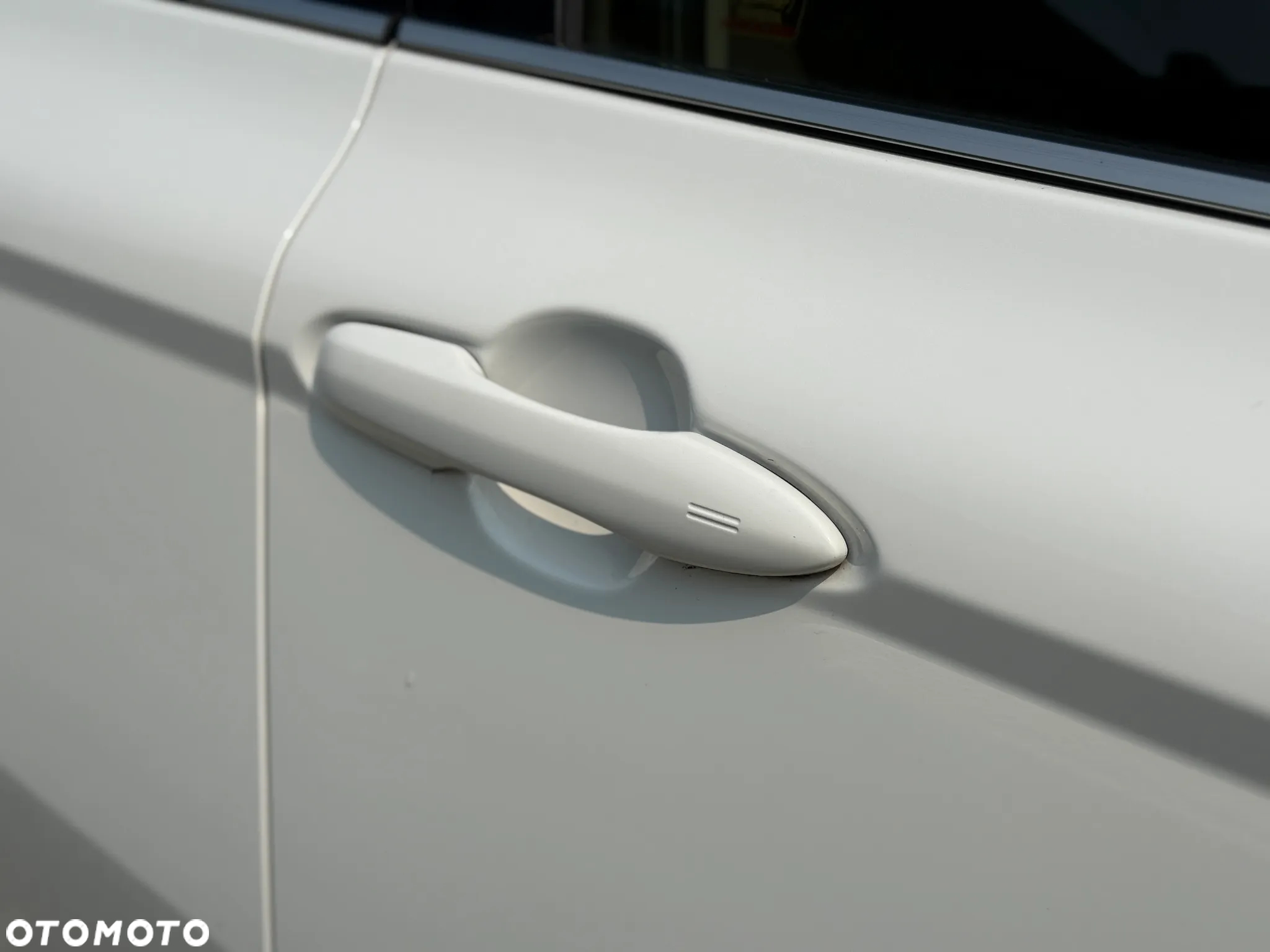 Toyota Camry 2.5 Hybrid Comfort CVT - 39