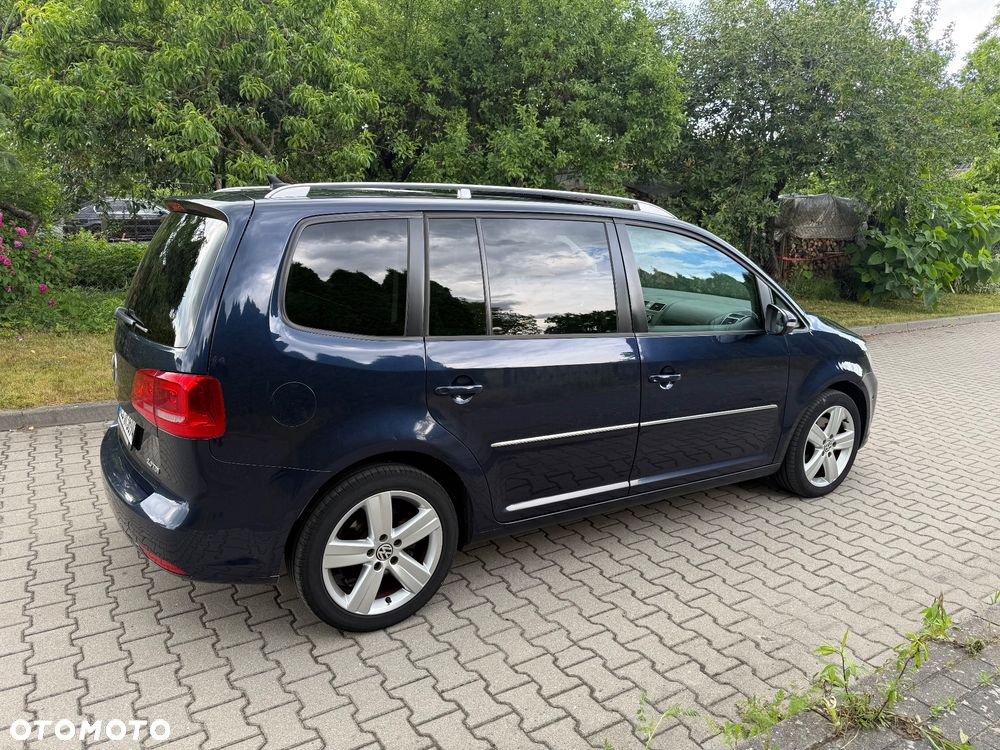 Volkswagen Touran 2.0 TDI DPF DSG Highline - 6