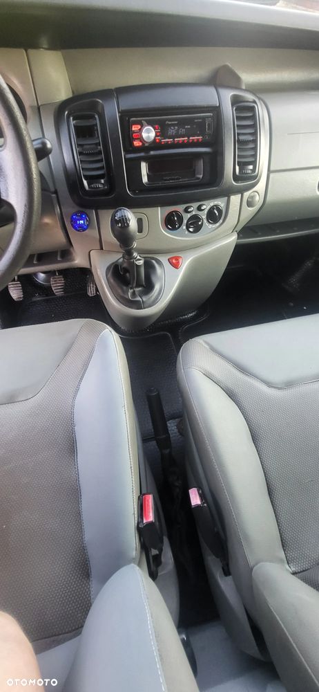 Opel Vivaro long - 9