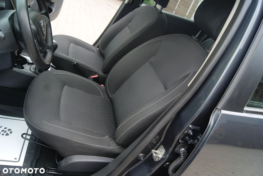 Dacia Logan 1.2 16V Laureate - 24