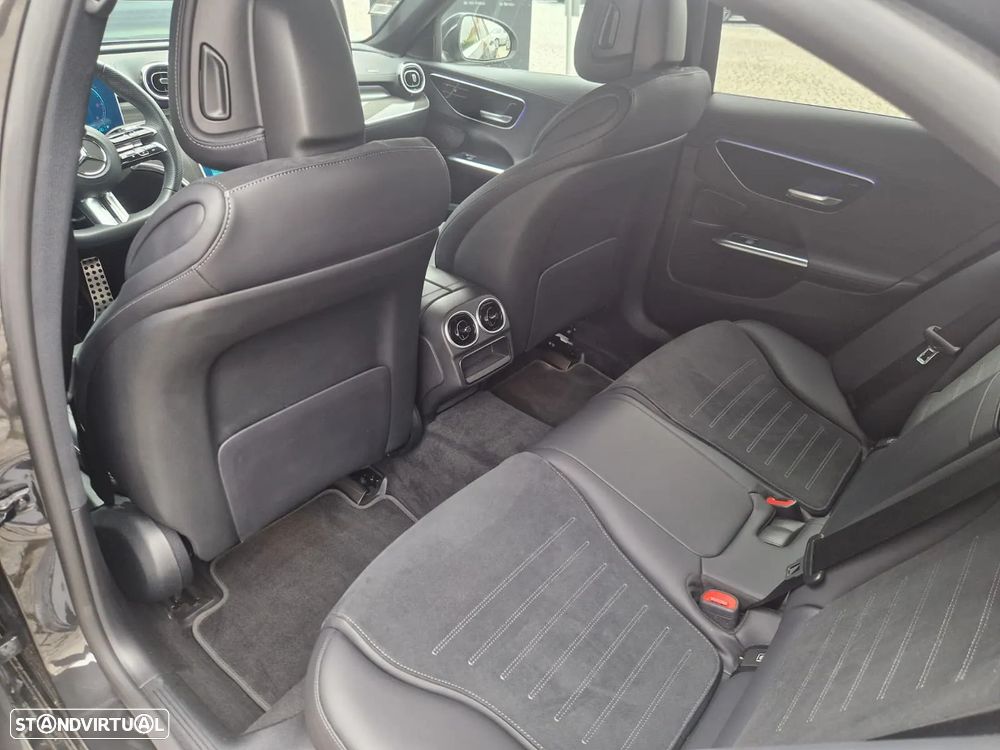 Mercedes-Benz C 300 d AMG Line - 13