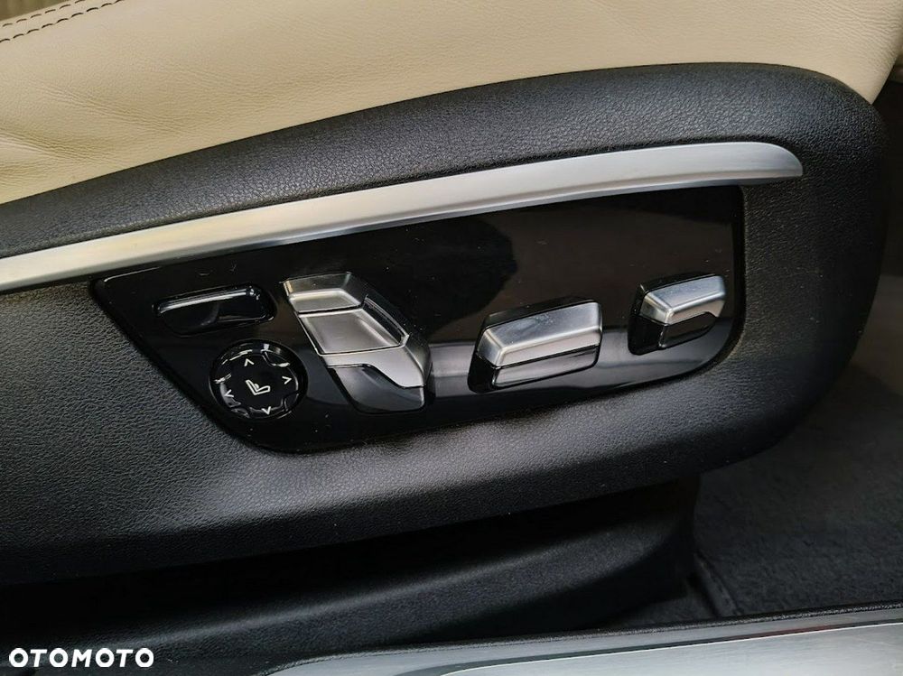 BMW Seria 7 - 25