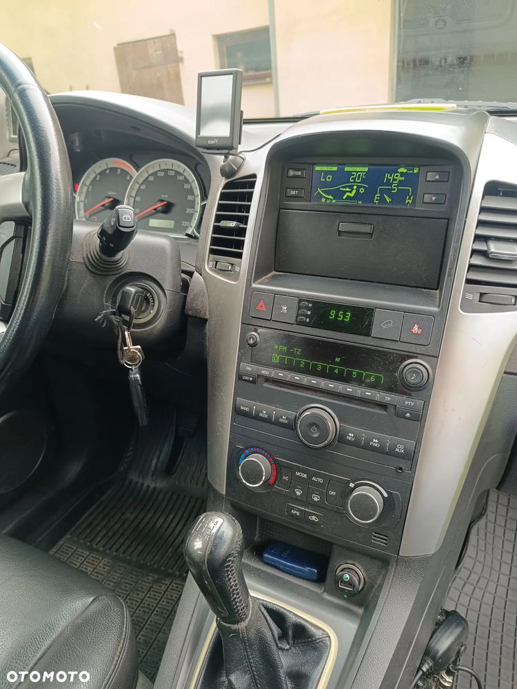 Chevrolet Captiva 2.0 d LT high 5os - 6