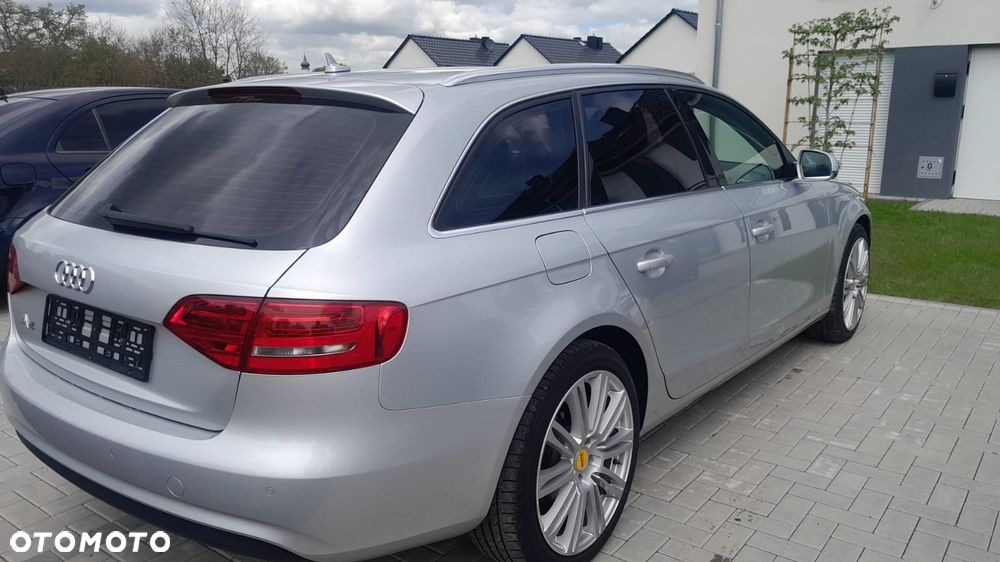 Audi A4 Avant 2.0 TDI DPF quattro Ambition - 5