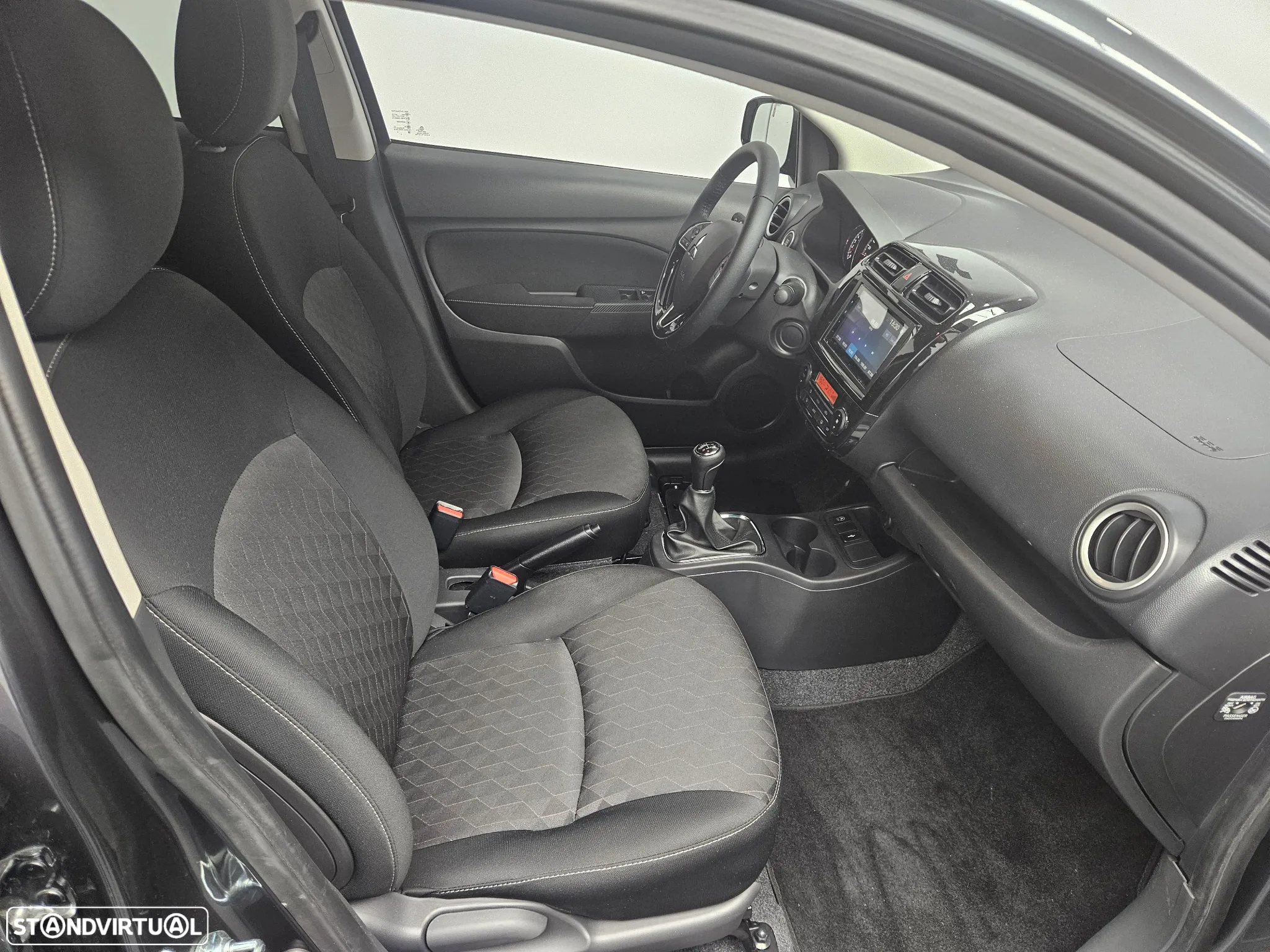 Mitsubishi Space Star 1.2 Intense Connect Edition - 19