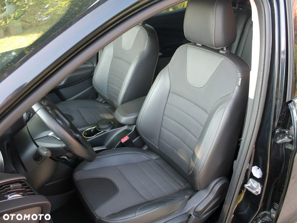 Ford Kuga - 17