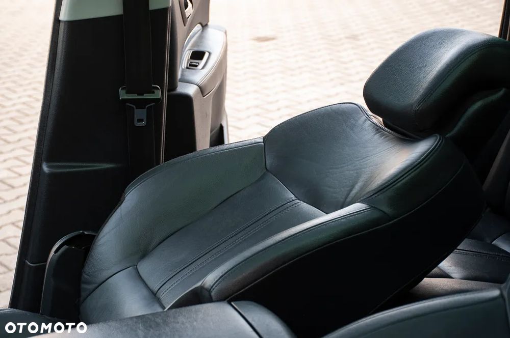 Peugeot 3008 HDi 160 Automatik Business-Line - 37