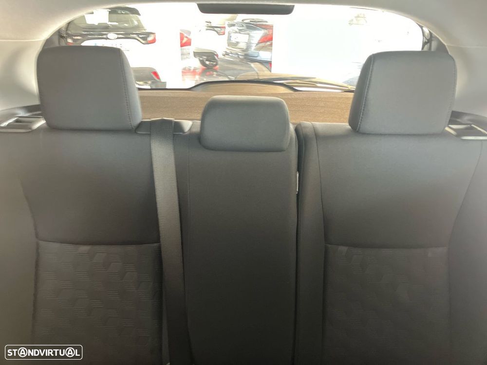 Toyota Yaris 1.5 HDF Comfort Plus - 19