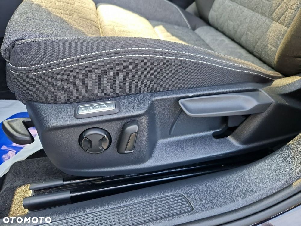 Volkswagen Passat 2023