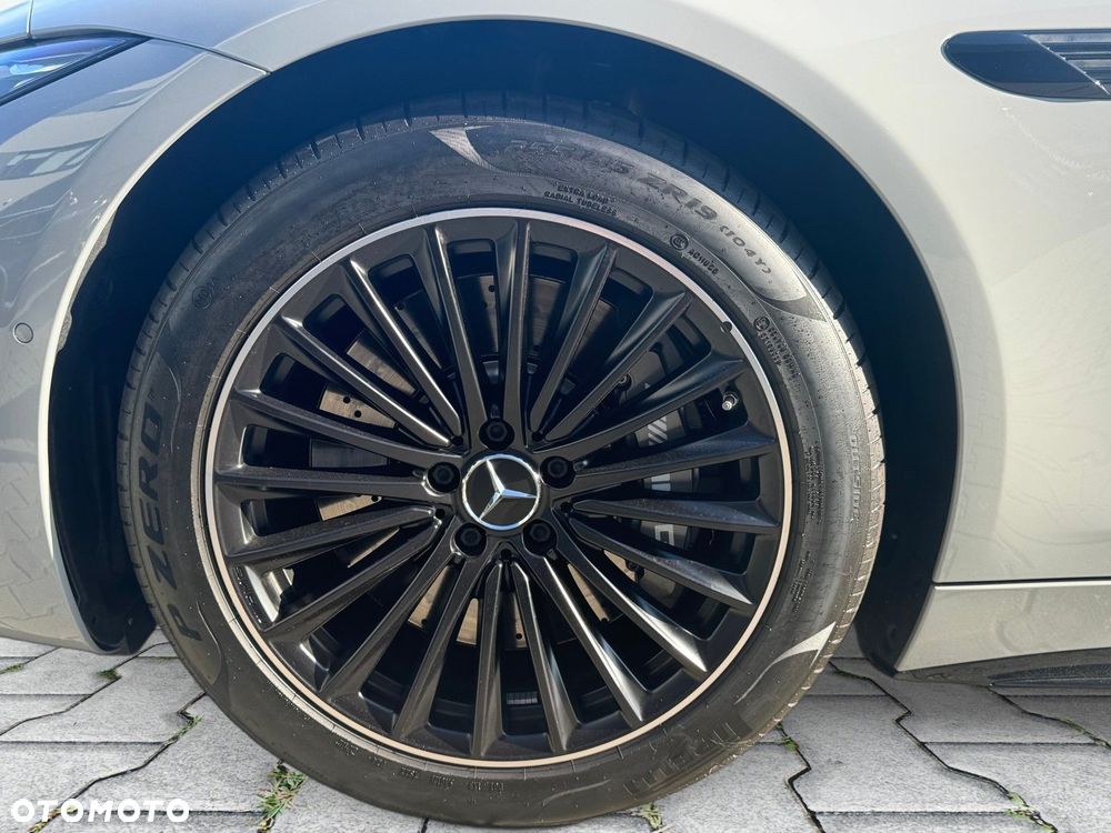 Mercedes-Benz SL - 10