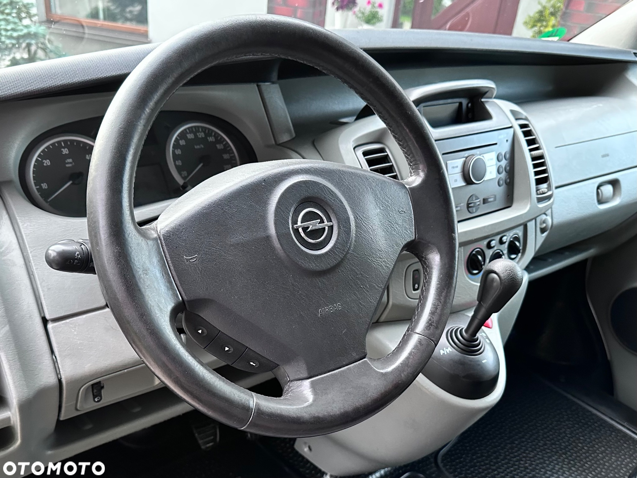 Opel Vivaro 2.5 CDTI L1H1 (Tecshift) Easytronic Life Cosmo - 15