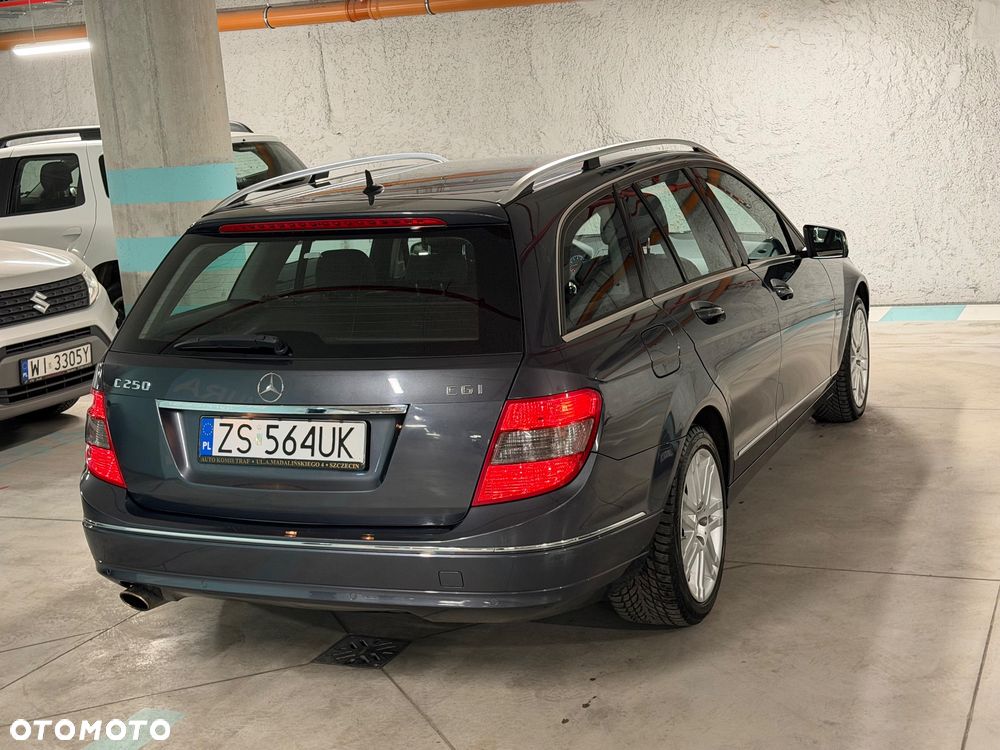 Mercedes-Benz Klasa C 250 CGI Automatik BlueEFFICIENCY Avantgarde - 8