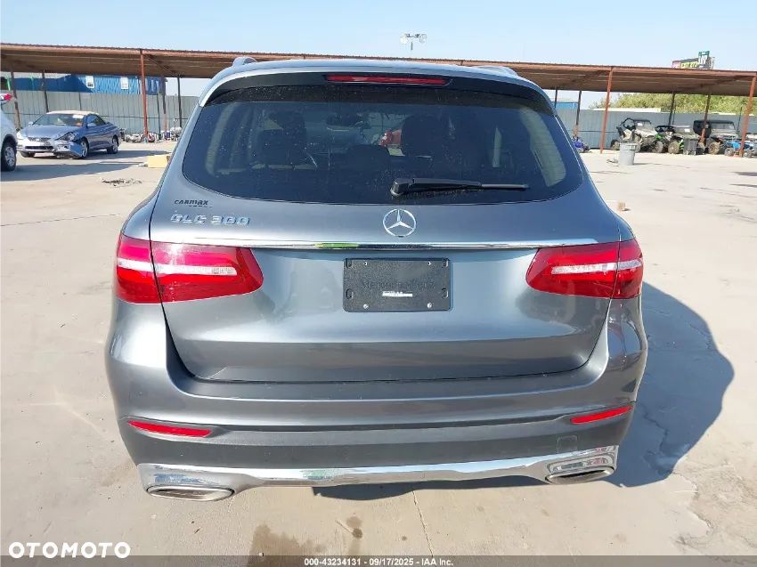 Mercedes-Benz GLC - 8