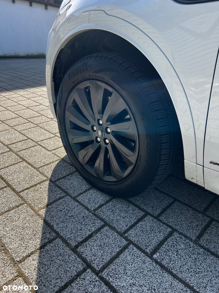 Land Rover Discovery Sport 2.0 Si4 HSE Luxury - 28