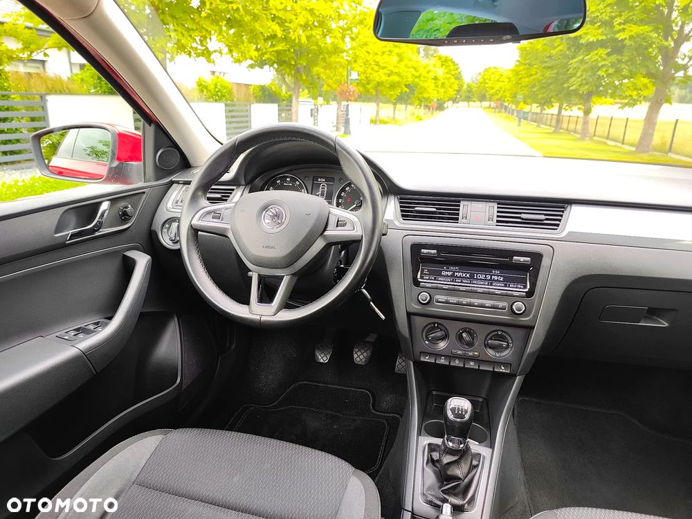 Skoda RAPID 1.2 TSI Ambition - 8