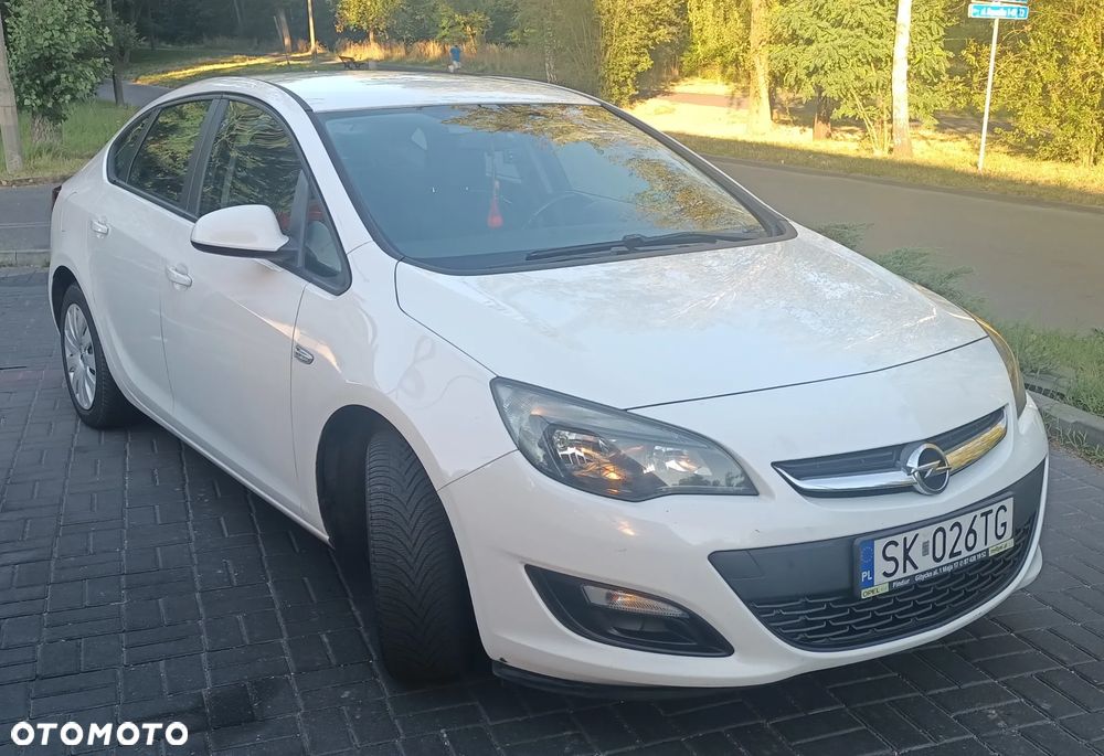 Opel Astra - 1