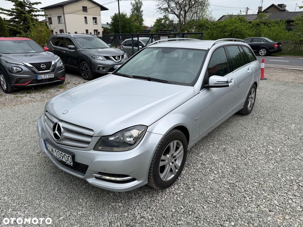 Mercedes-Benz Klasa C 180 BlueEFFICIENCY 7G-TRONIC Avantgarde - 13