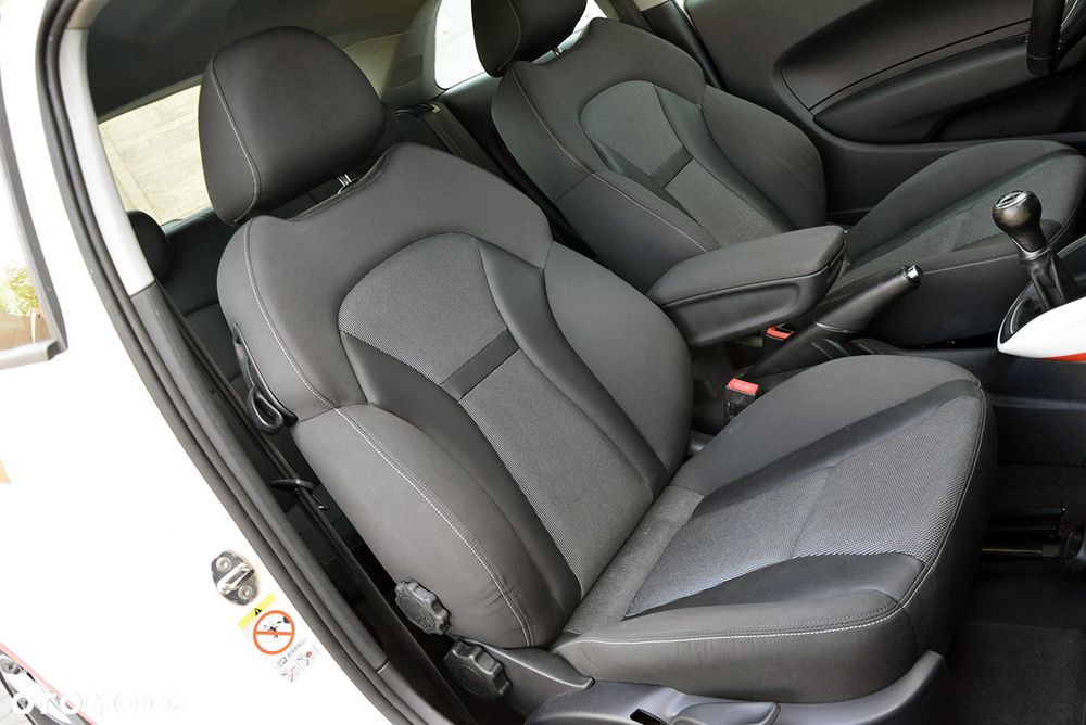 Audi A1 3-drzwiowe 1.4 TFSI S line Sportpaket - 17