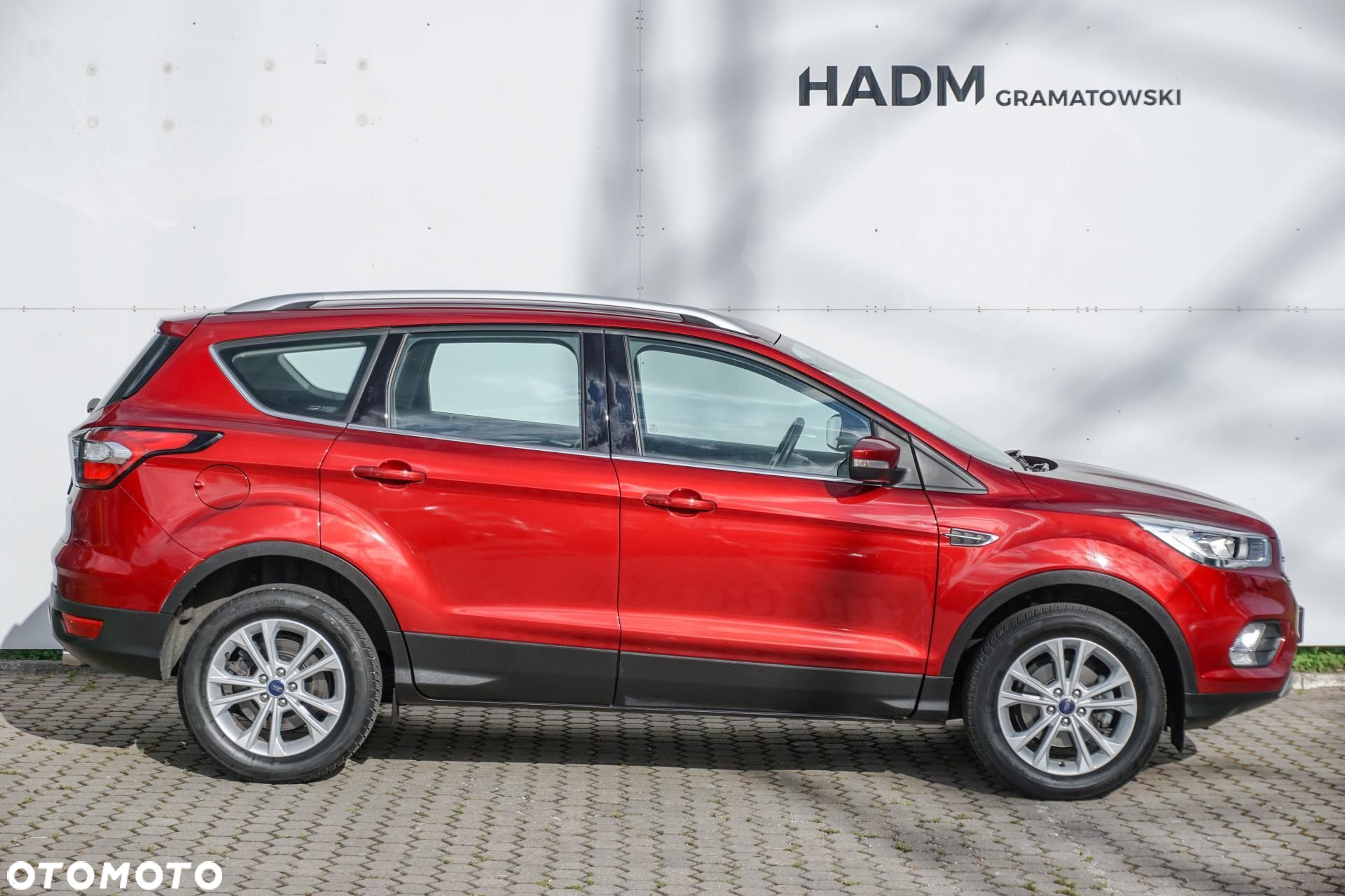 Ford Kuga - 8