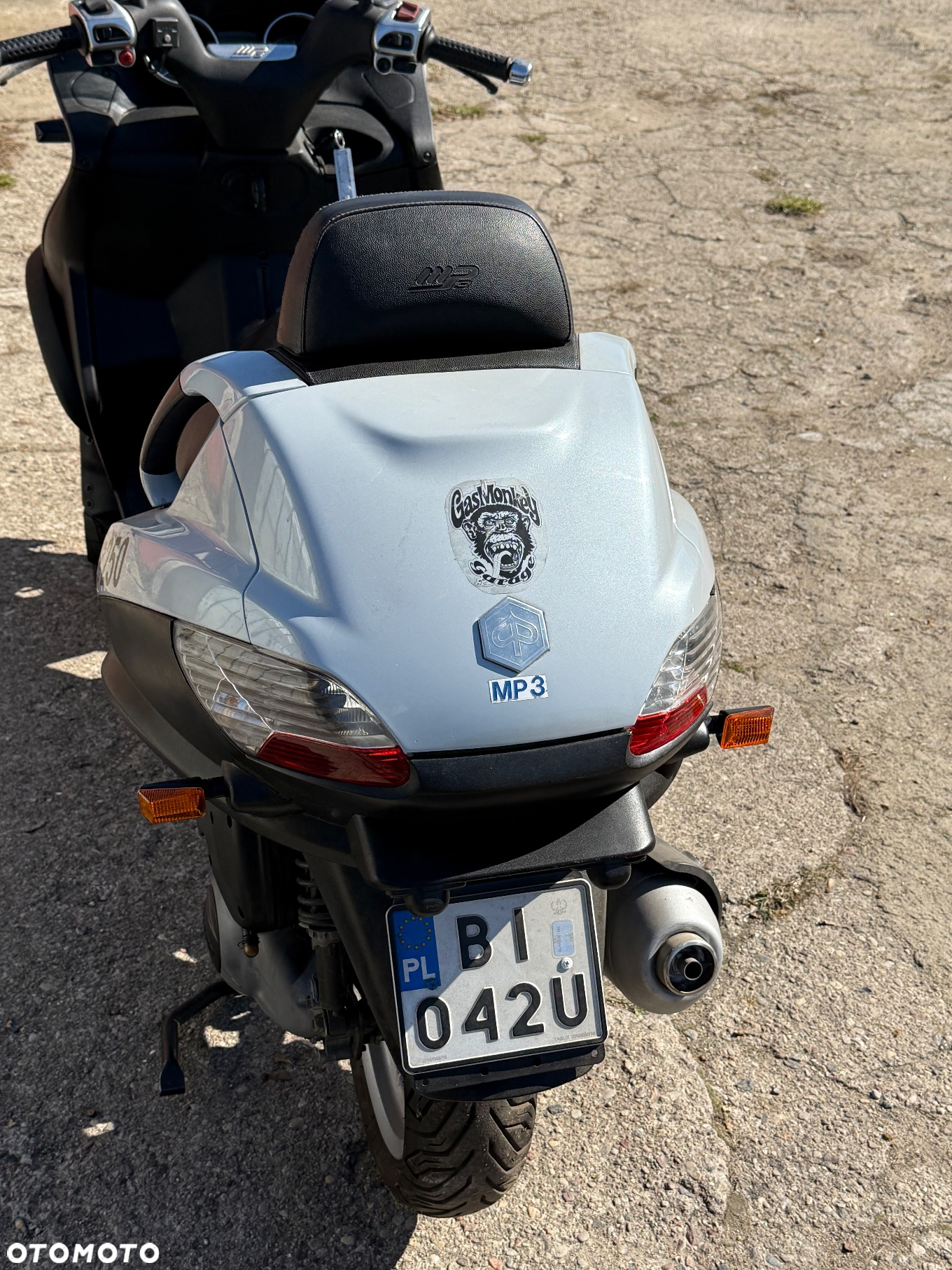 Piaggio MP-3 - 8