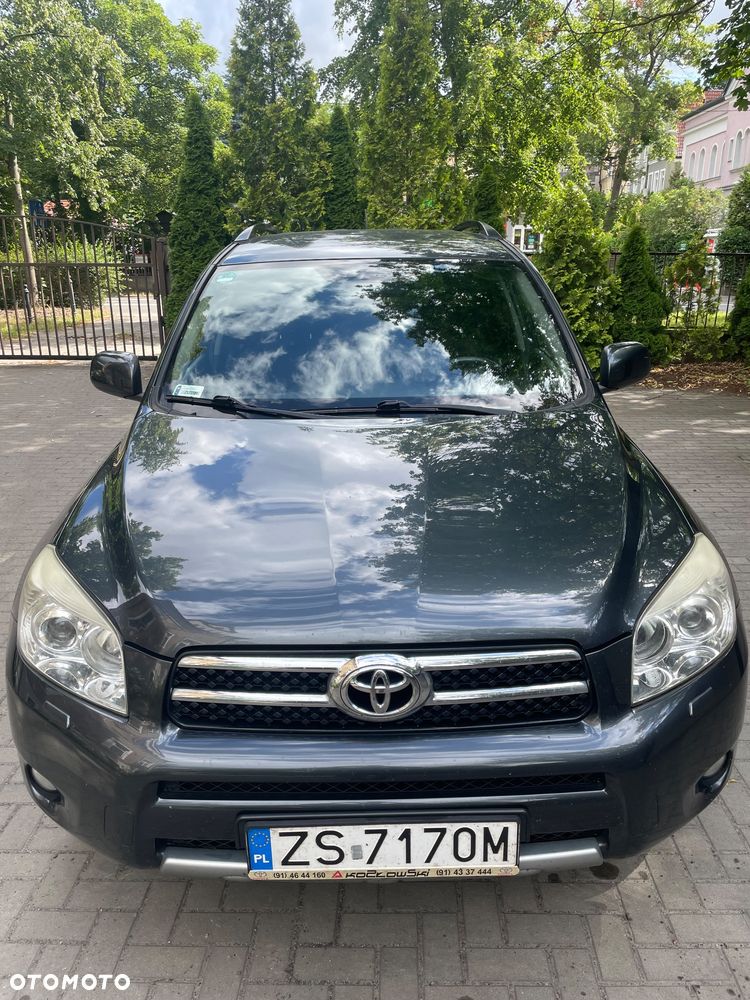 Toyota RAV4 2.0 VVT-i Premium - 1