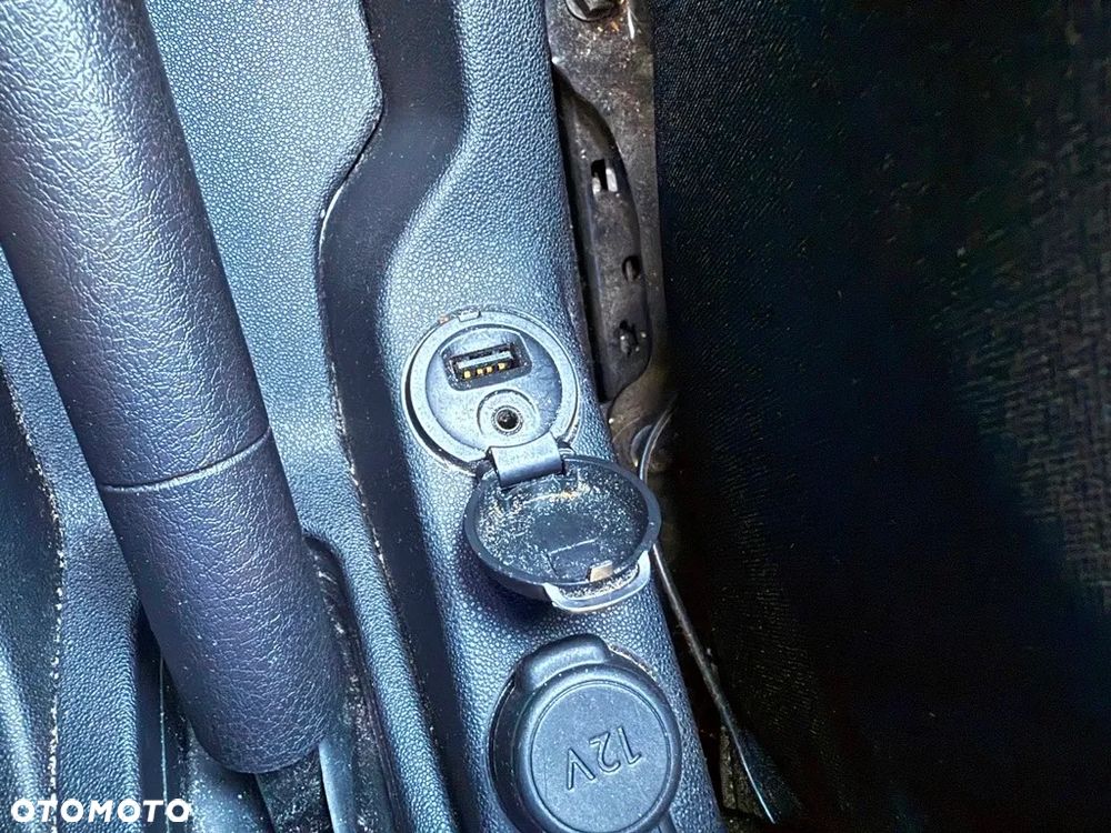 Citroën C3 Pure Tech (VTi) 82 Exclusive - 34