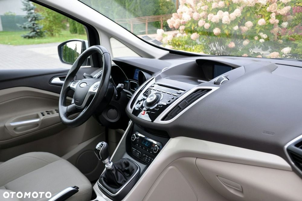 Ford Grand C-MAX - 18