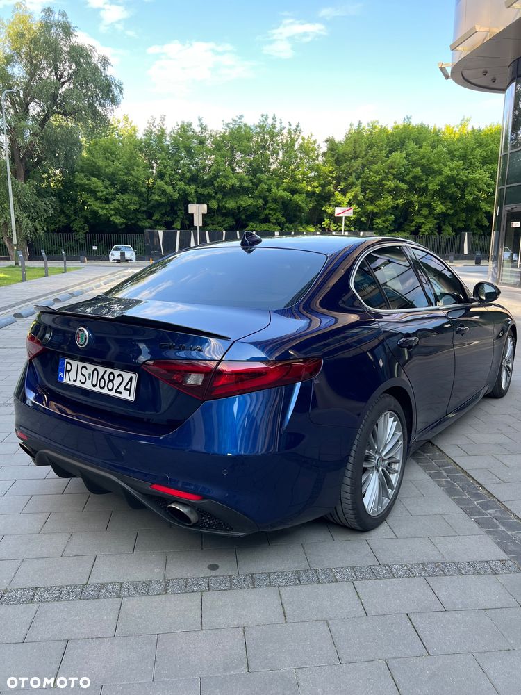 Alfa Romeo Giulia - 15