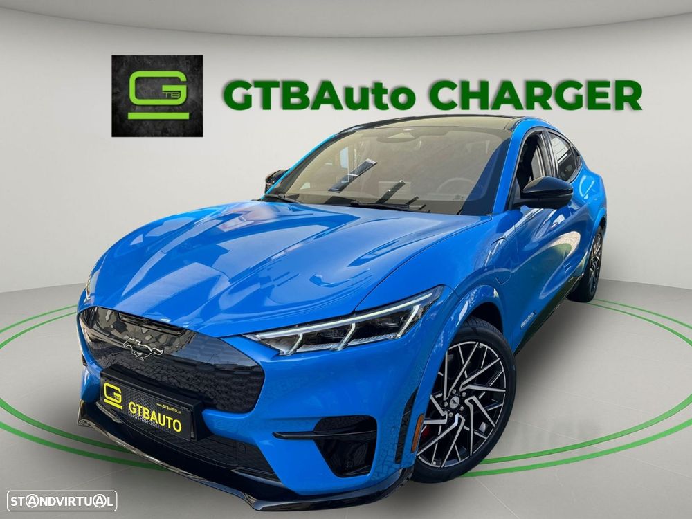 Ford Mustang Mach-E GT AWD - 2