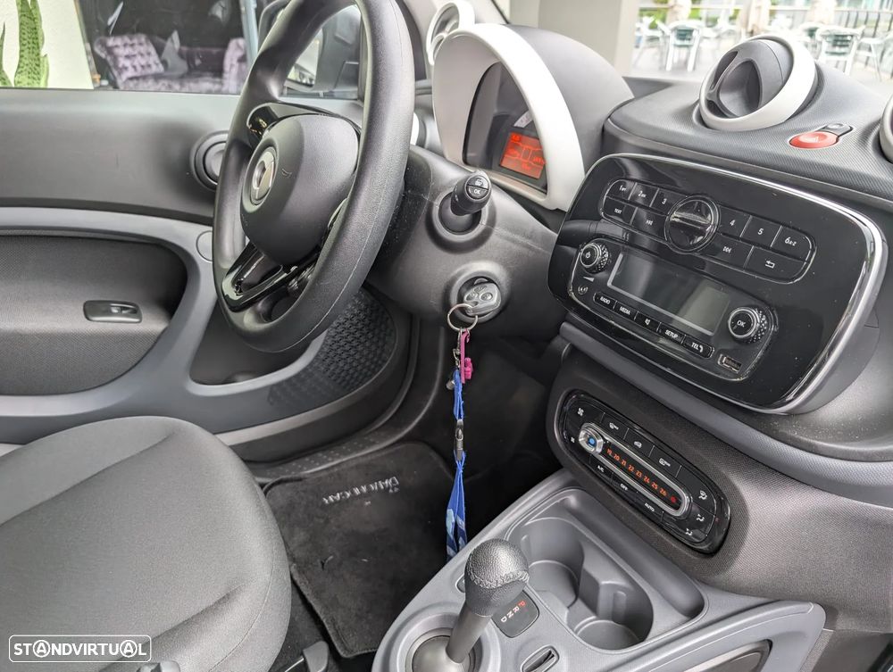 Smart ForTwo Coupé EQ passion - 17