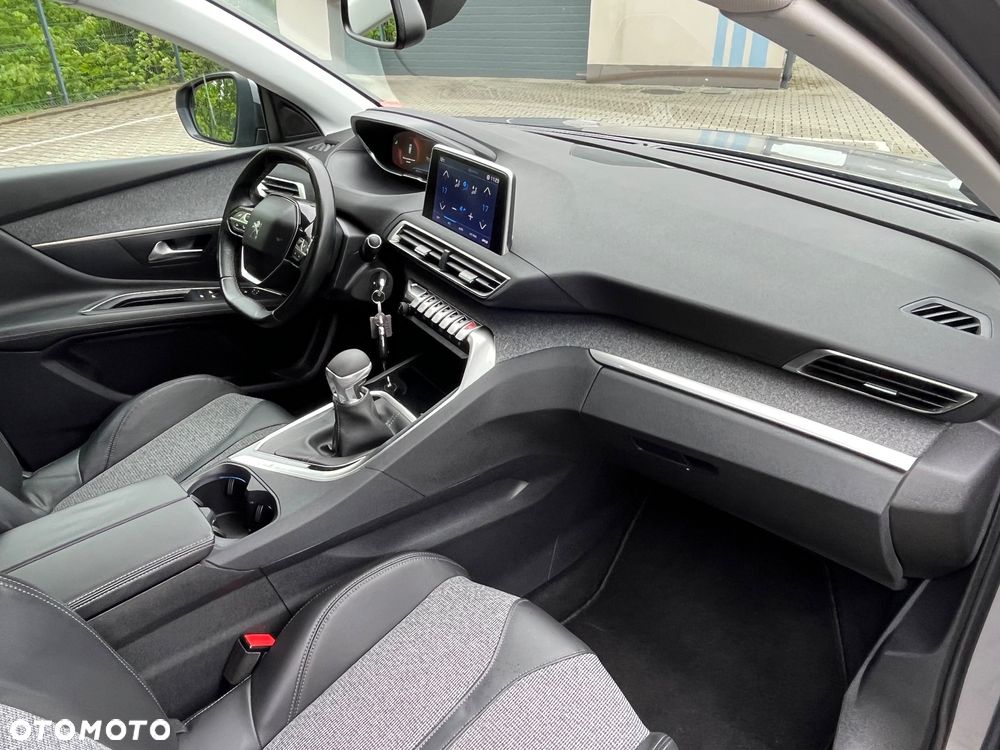 Peugeot 3008 BlueHDi 130 Stop & Start Allure - 17