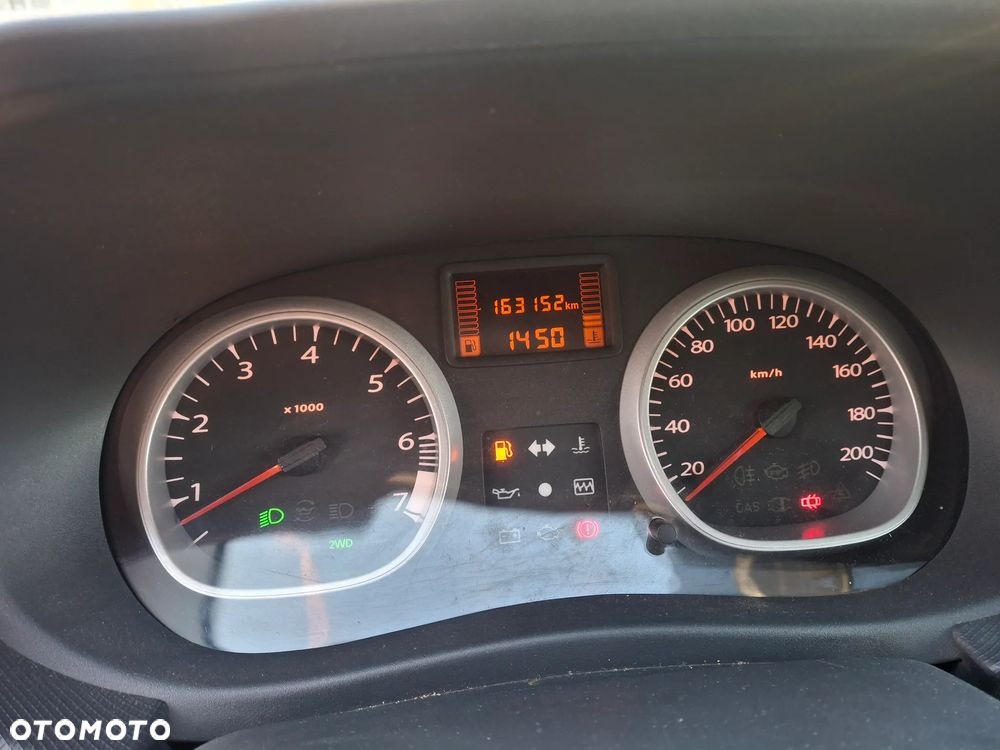 Dacia Duster 1.6 16V 4x4 Laureate - 12