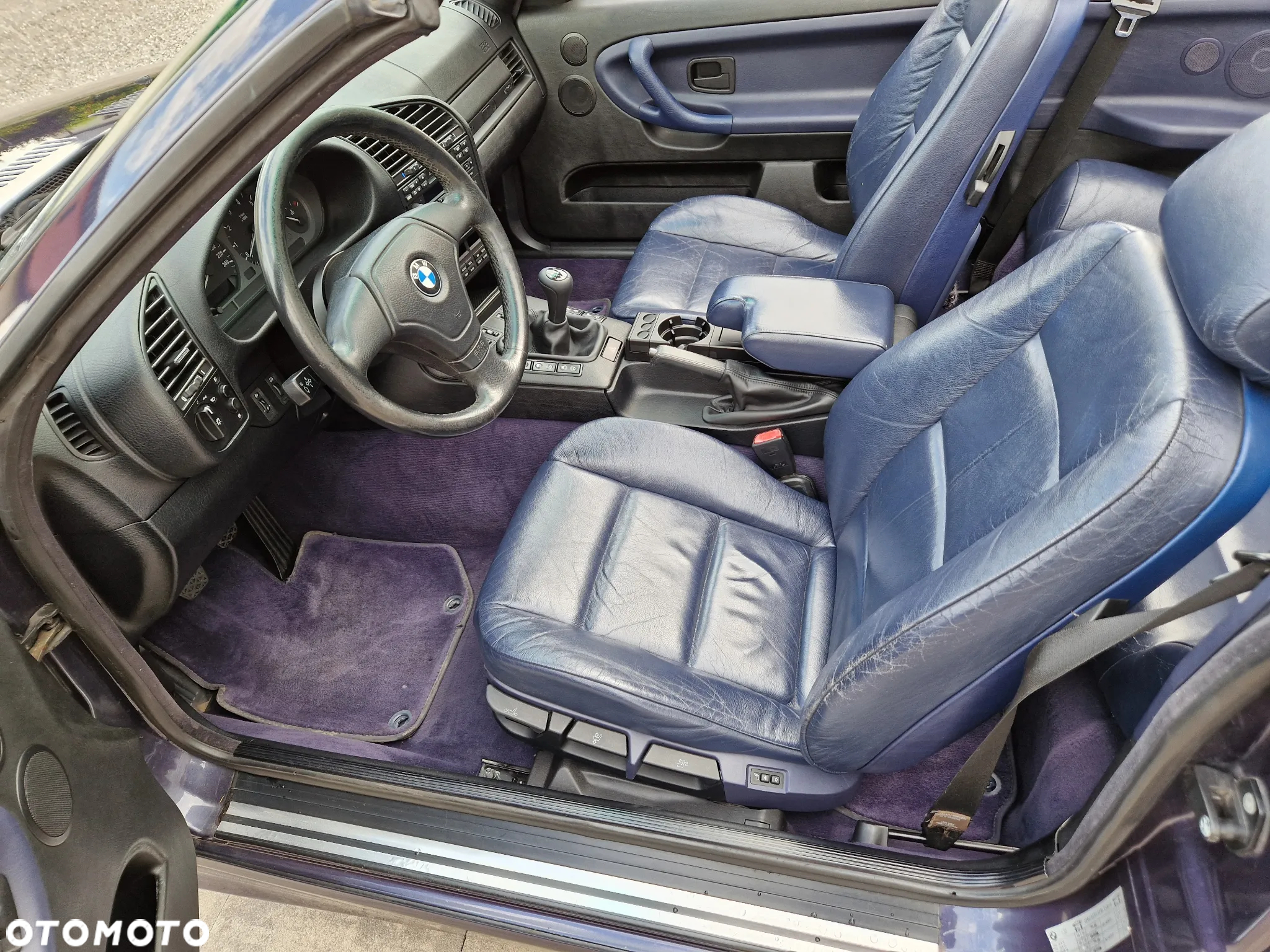 BMW Seria 3 320i Cabriolet - 8