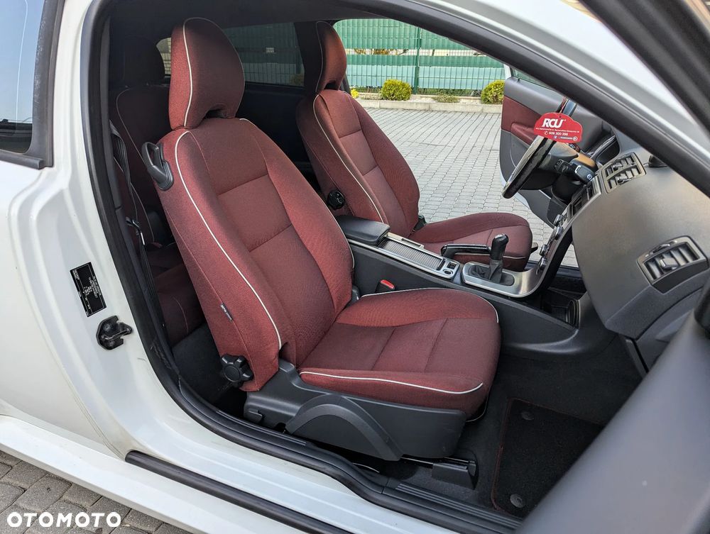 Volvo C30 1.6D DRIVe Kinetic - 24