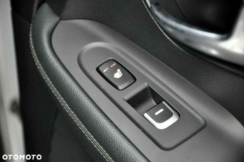 Kia Carens - 20