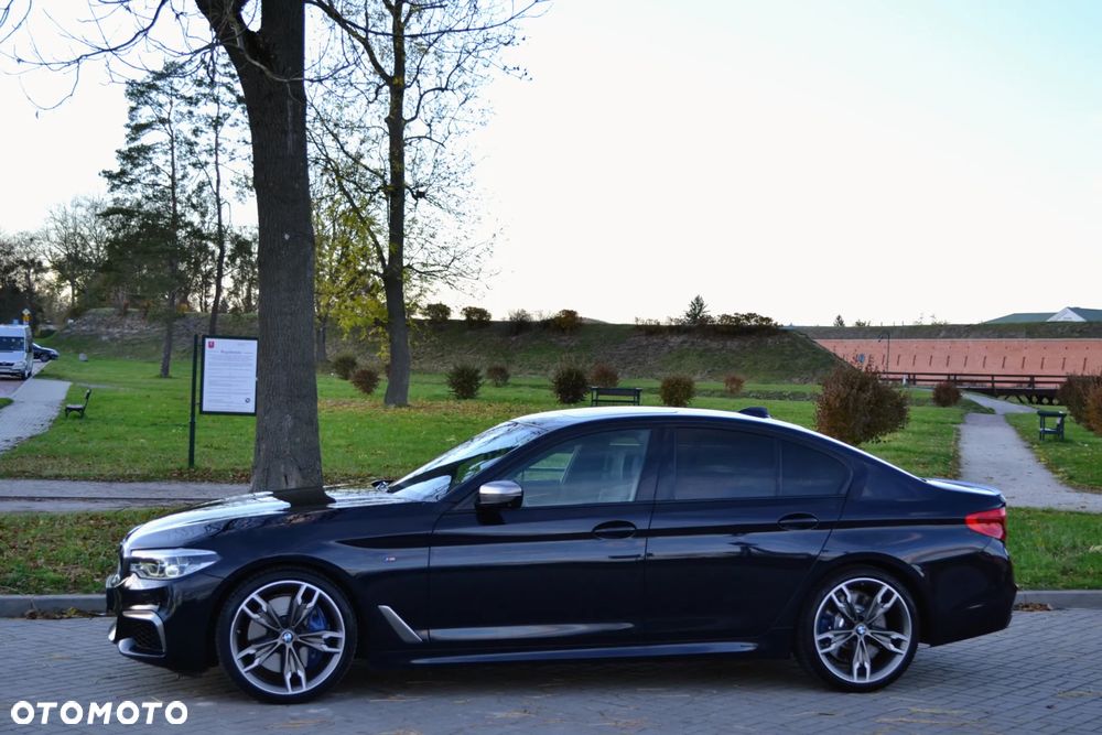 BMW Seria 5 M550i xDrive sport - 3