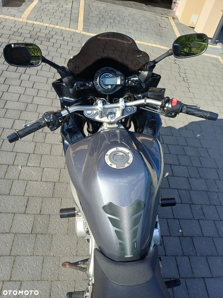 Yamaha FZ6 - 3