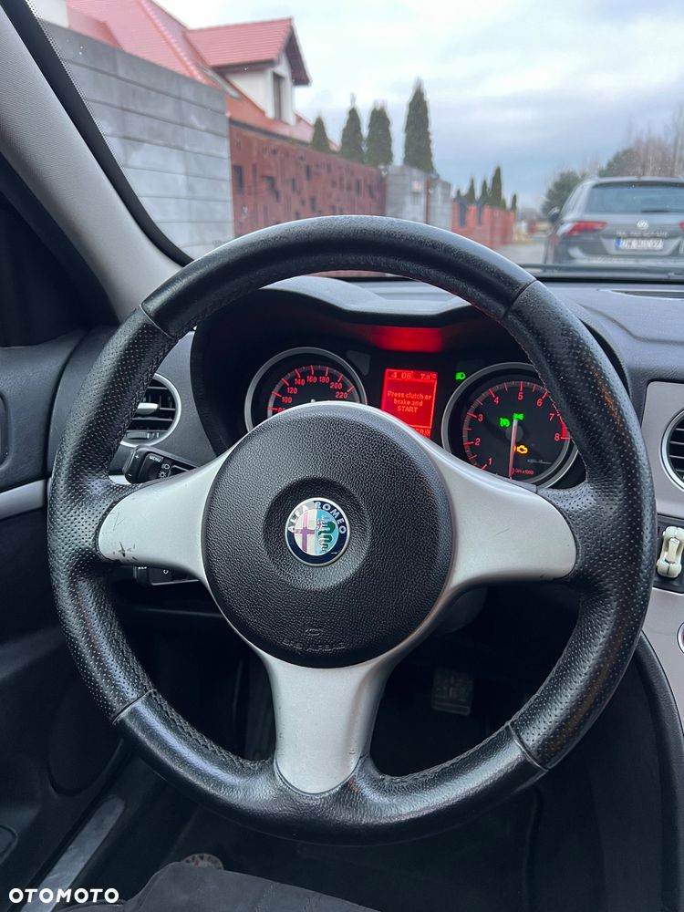 Alfa Romeo 159 1.8 MPI 16V Impression - 8