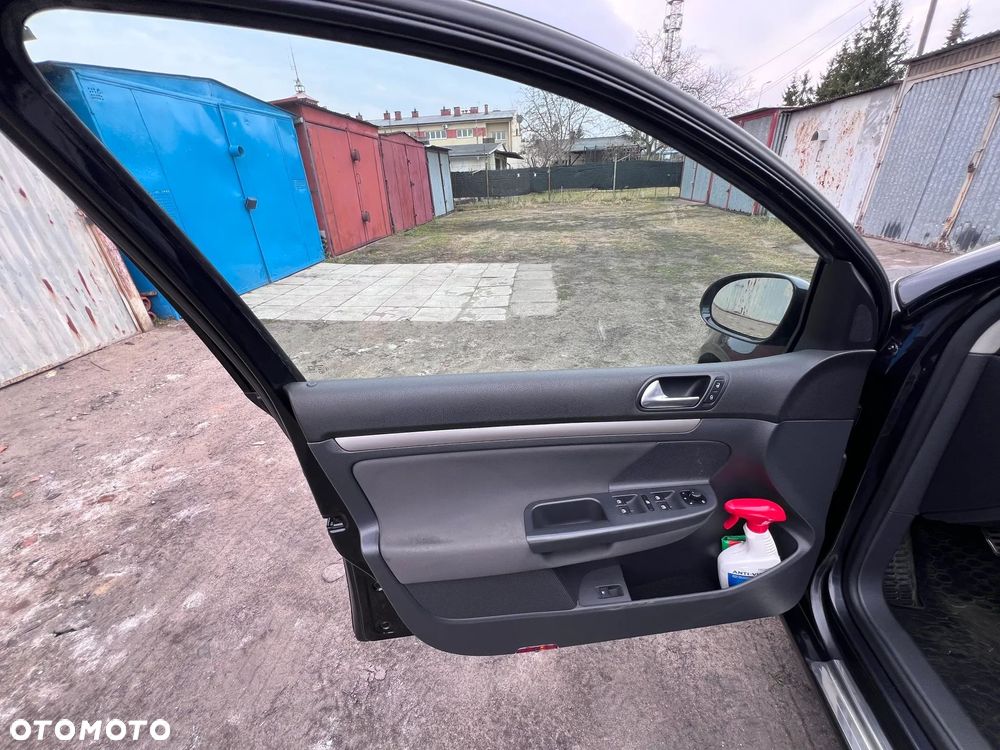 Volkswagen Golf 2.0 TDI Sportline - 25