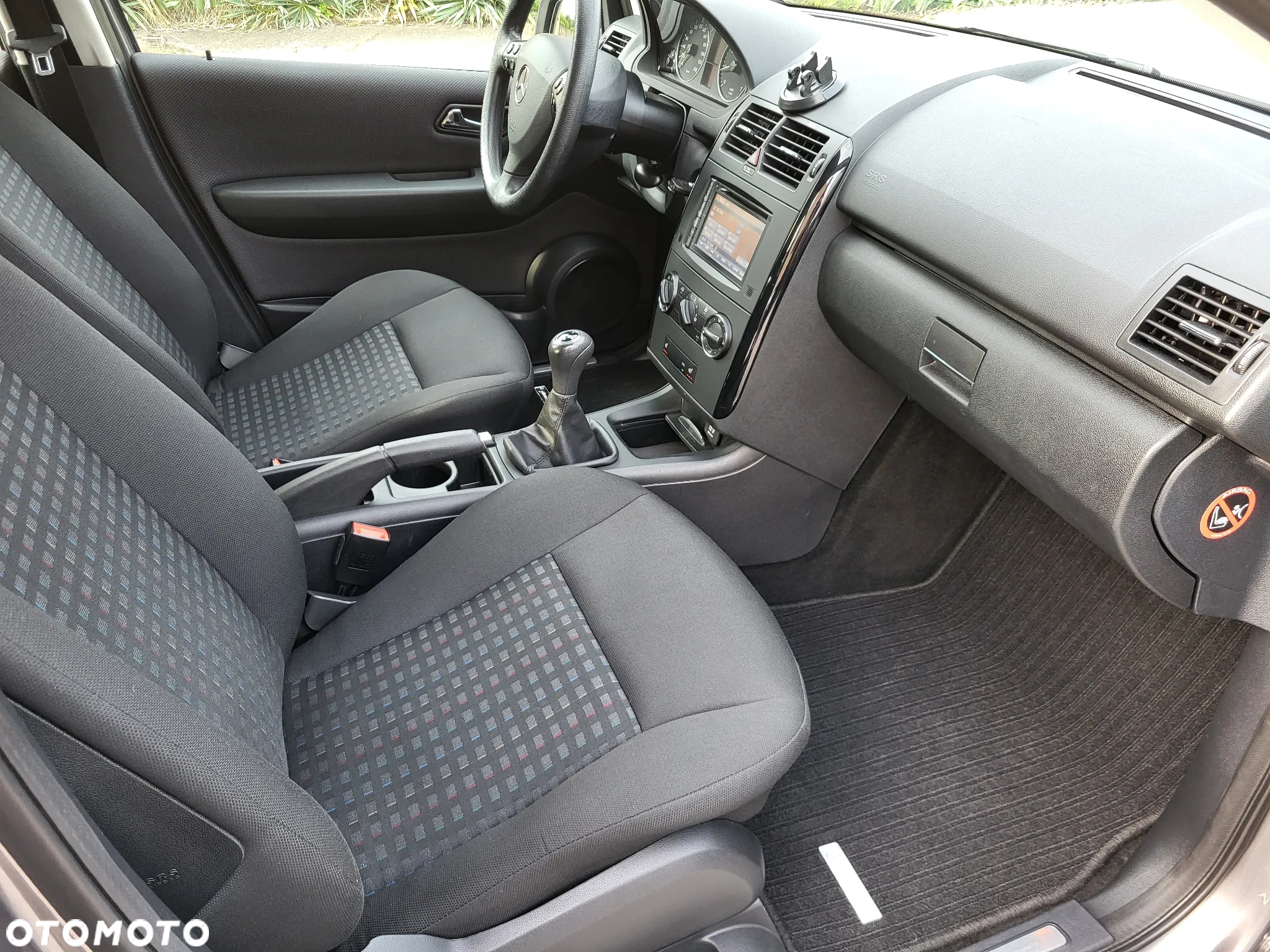 Mercedes-Benz Klasa A 160 Classic BlueEff EU5 - 25