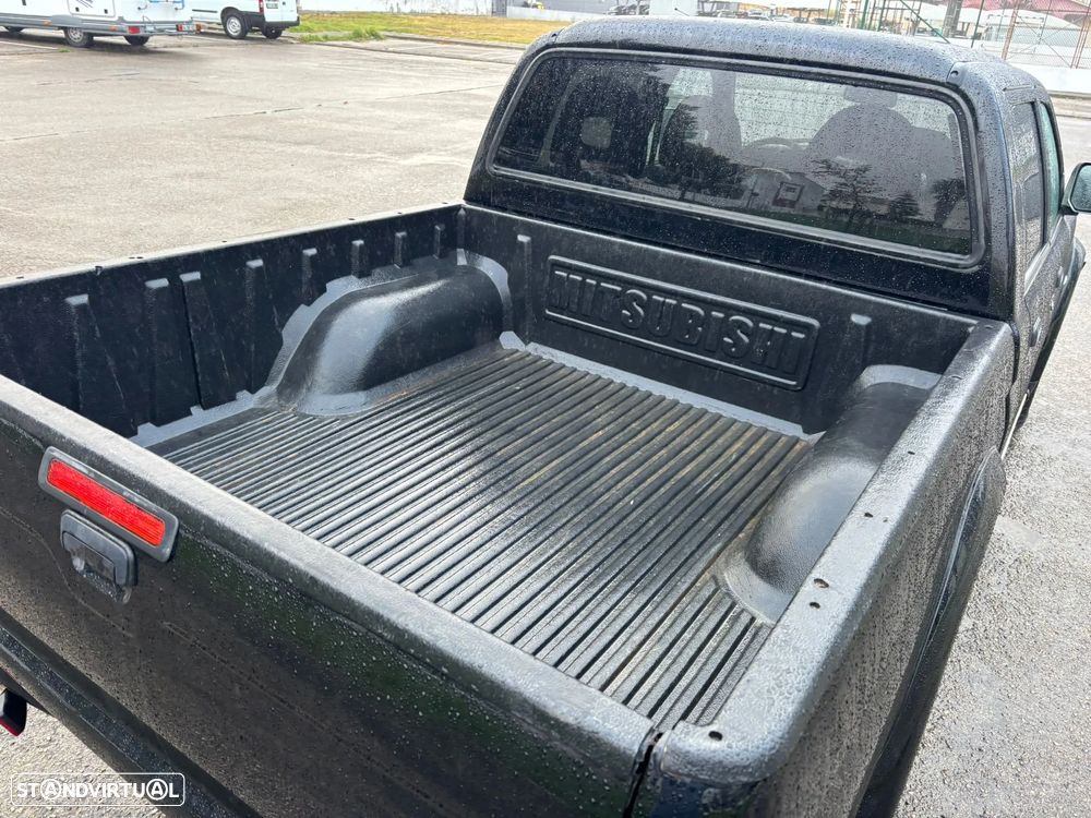 Mitsubishi L200 2.5 TD CD Strakar ABS+AC - 4