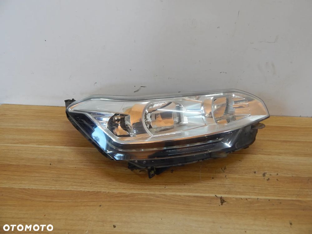 Lampa prawy przód LED Citroen C5 x7 08-17 Lift Łuków części - 1