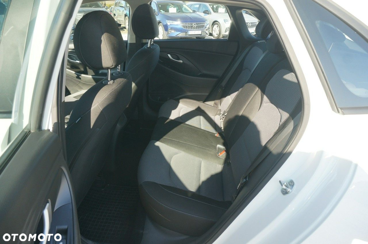 Hyundai i30 - 25