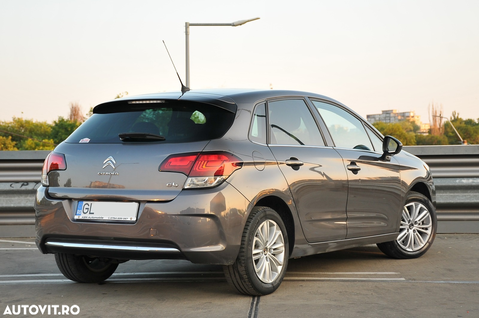 Citroën C4 PureTech 130 Stop & Start Exclusive - 9