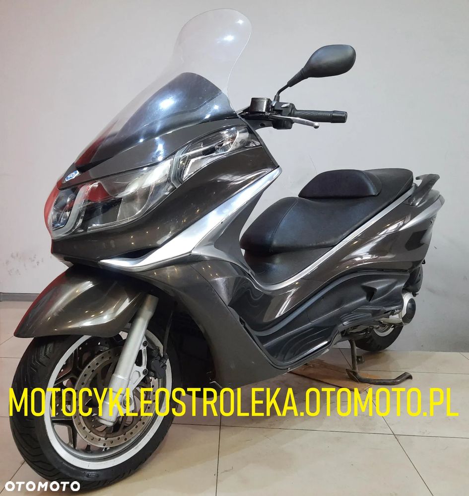 Piaggio X10 - 1