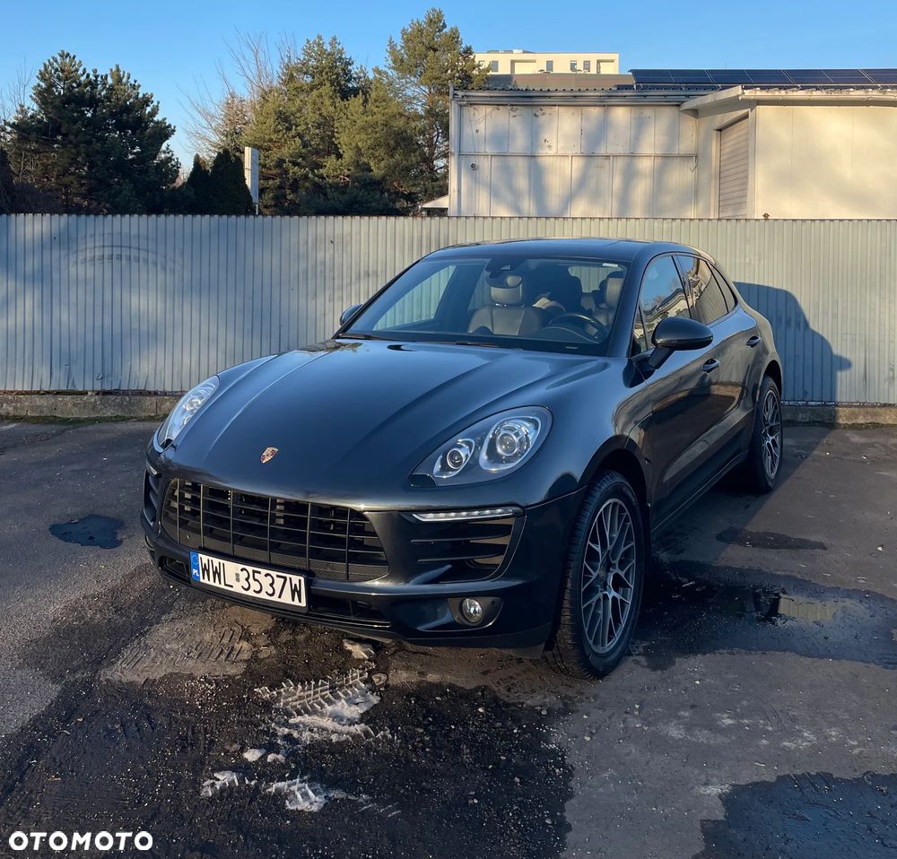 Porsche Macan - 1