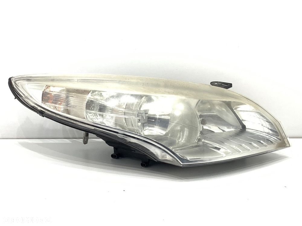 REFLEKTOR PRAWY PRZÓD  RENAULT MEGANE CC (EZ0/1_) 2010 - 2022 1.4 TCe (EZ0F, EZ1V) 96 kW [131 KM] - 1