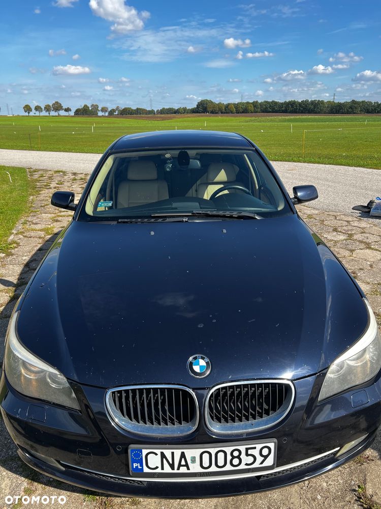 BMW Seria 5 520d Edition Exclusive - 12